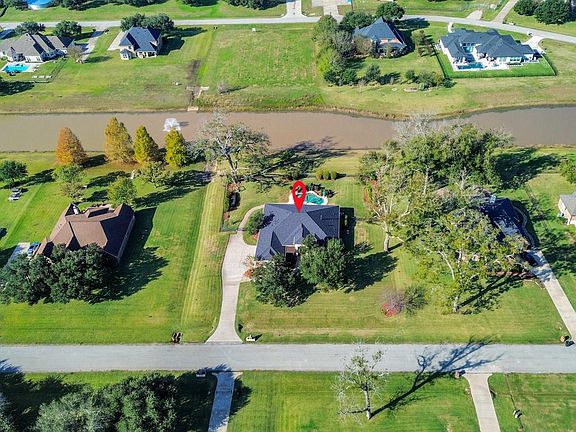 3rd image of 3511 River Bend Dr