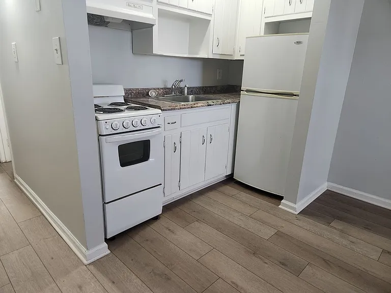 1711 N King St — Photo 26