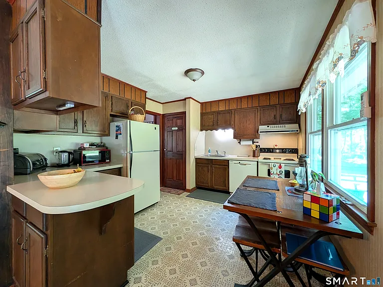 17 Colebrook Rd — Photo 12
