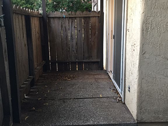 3rd image of 1279 Citrus Ave #A