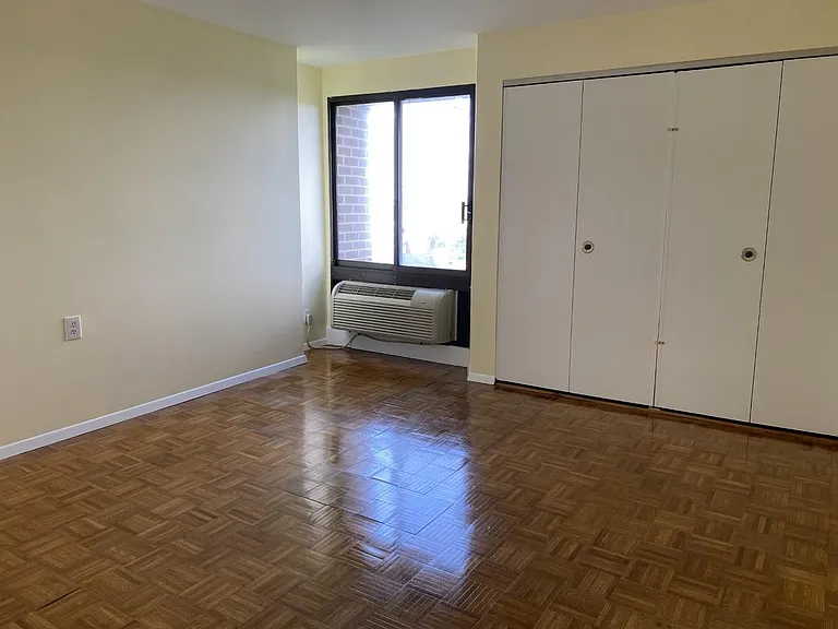 1105 Massachusetts Ave #9A — Photo 10