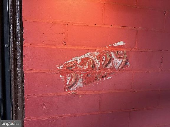 3rd image of 5229 Pulaski Ave