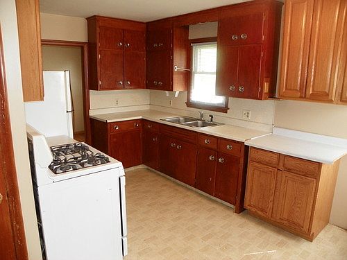 3rd image of 2104 Orange Ave E