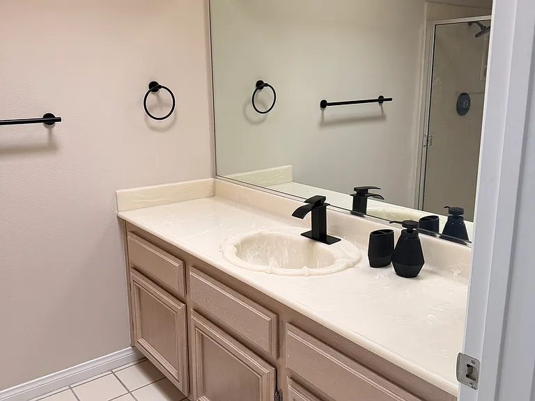 2222 S Mesa St #17 — Photo 10