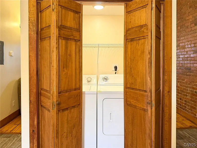 1017 White Pl — Photo 14