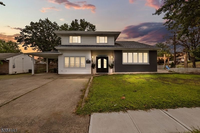 1st image of 231 Starmond Ave