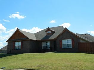 1901 Hillcrest Rd, Claremore, OK 74019