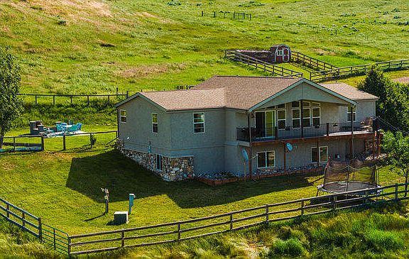 3rd image of 521 Cat Creek Rd