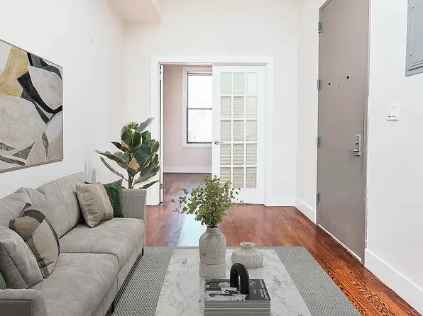 285 Cornelia Street image 2 of 10