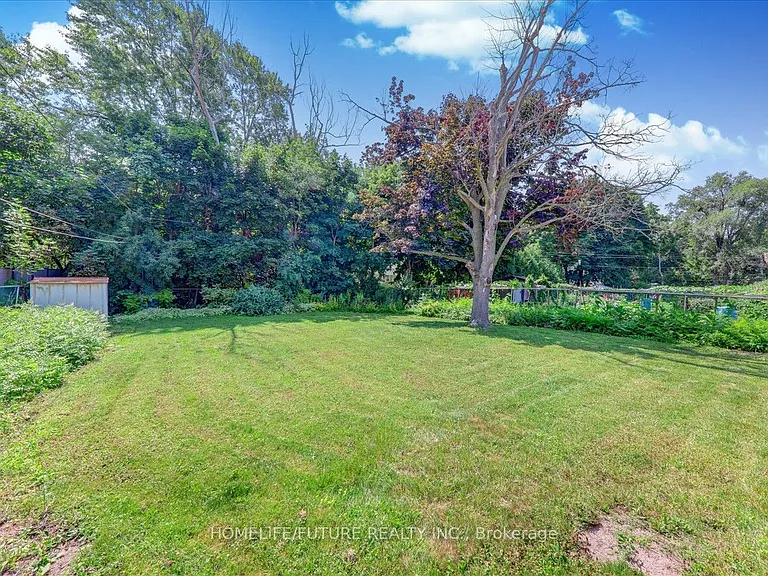 53 Dennett Dr #BASEMENT — Photo 17