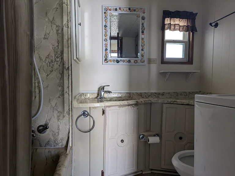 3328 Illinois Ave — Photo 10
