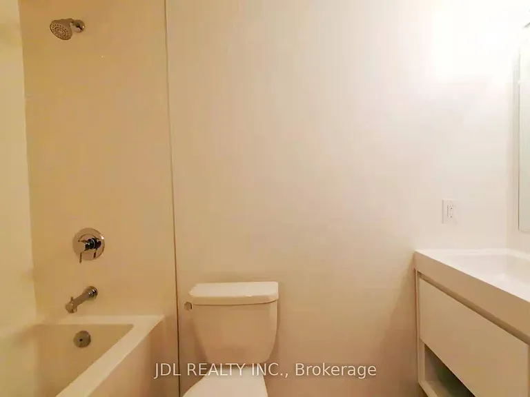 159 Wellesley St E #1505 — Photo 6