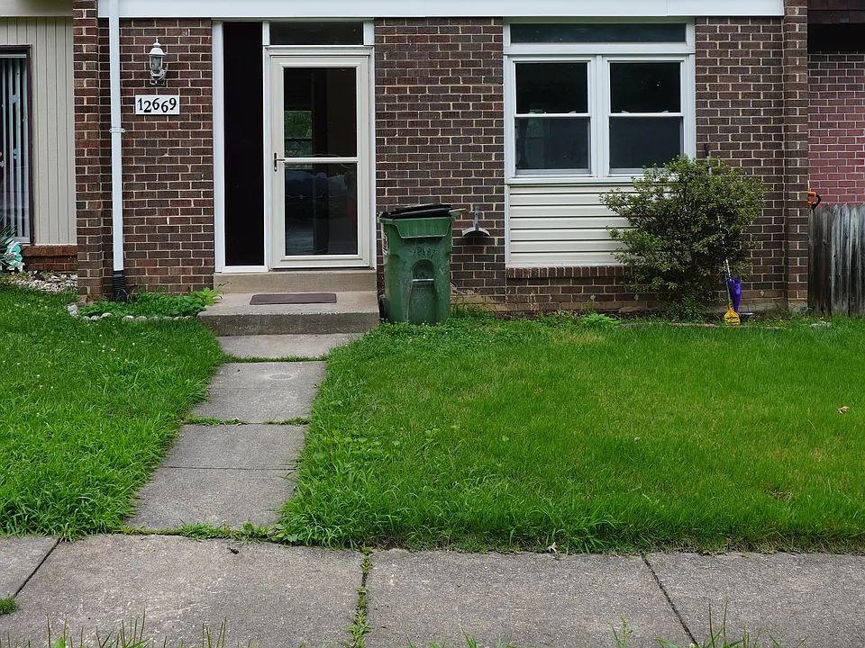 12669 Castile Ct