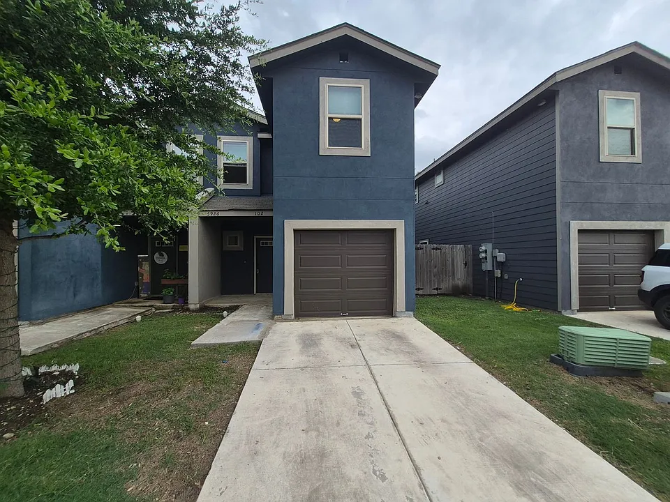 6926 Lakeview Dr #102