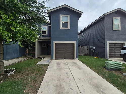 6926 Lakeview Dr #102 Photo 1