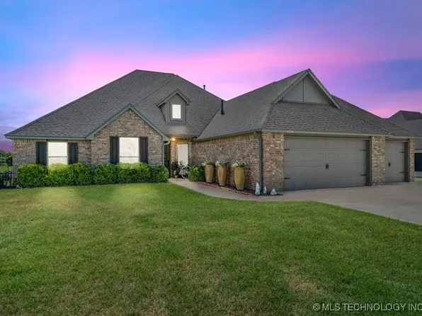 6214 E 126th Pl N, Collinsville, OK 74021