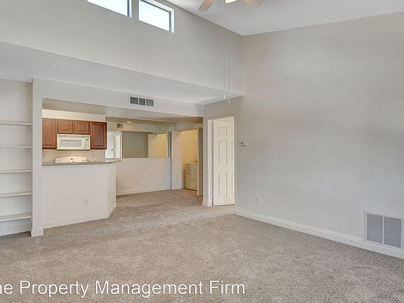3rd image of 5134 S Jones Blvd Unit 204-9
