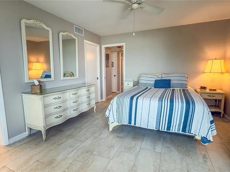 1900 Benjamin Franklin Dr #201BER — Photo 11