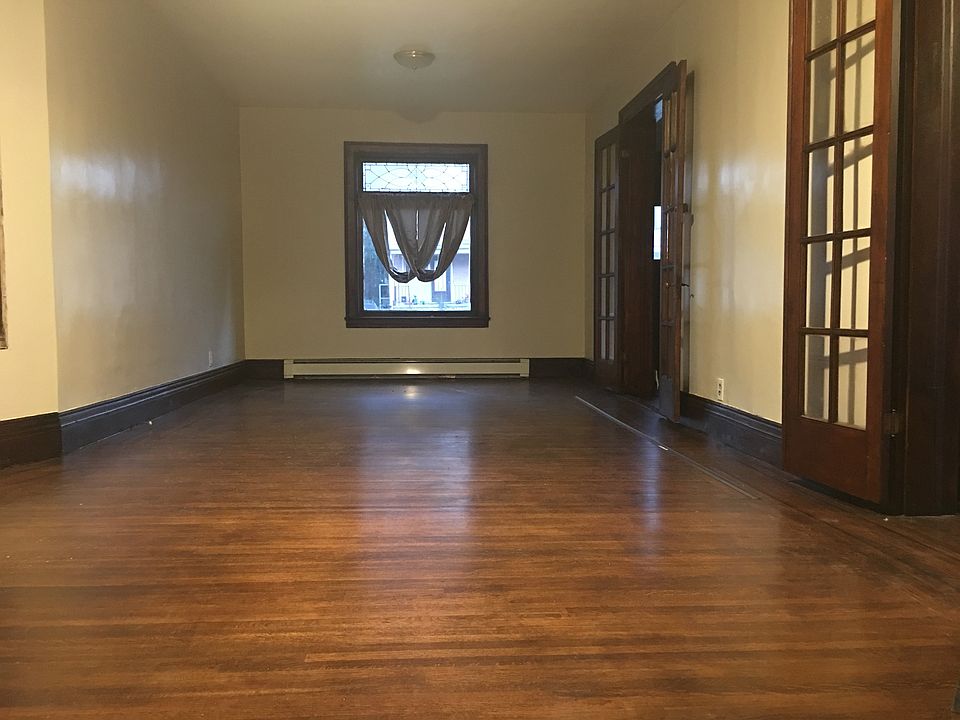 1st image of 190 Lockwood Ave #1