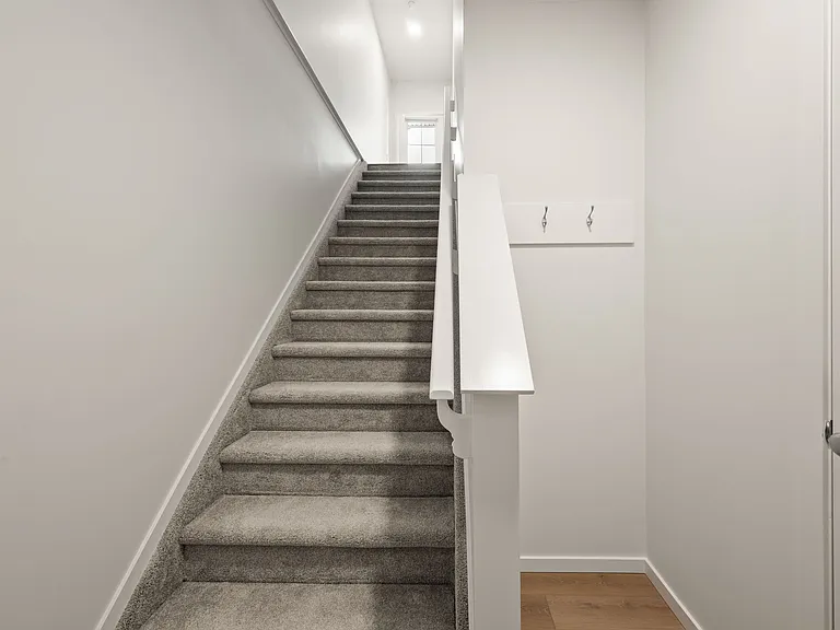 527 Black Stone Blvd — Photo 9