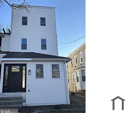 402 Colwyn Ave
