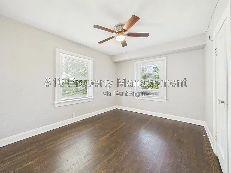 5127 Olive St — Photo 17