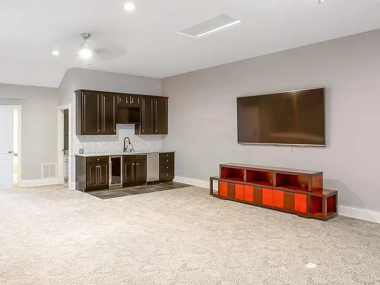 103 Forest Place Cir — Photo 25