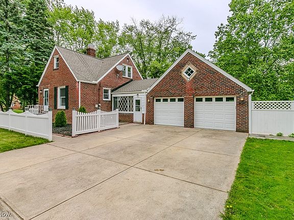 3rd image of 6363 Bonroi Dr
