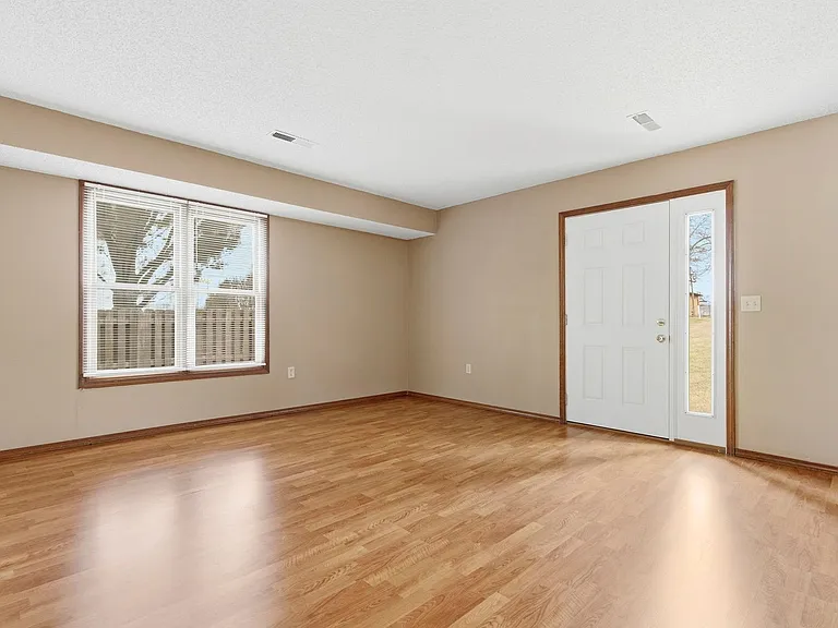 1905 S Ingram Mill Rd #8 — Photo 6