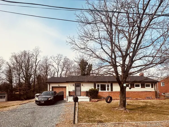 5715 Linda Ln, Temple Hills, MD 20748