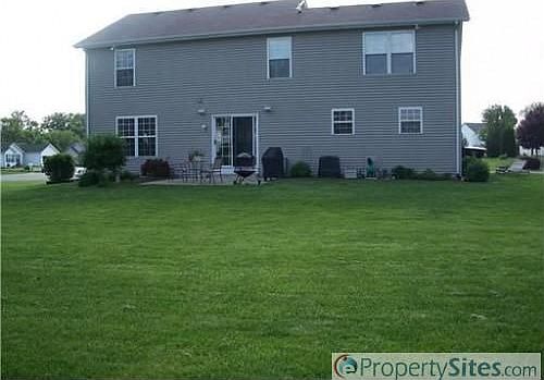 2nd image of 52424 Oak Manor Dr