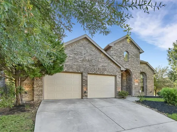 2 Maitland Ct, Magnolia, TX 77354