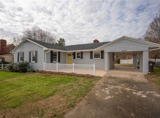 1418 Ebert St, Winston Salem, NC 27103