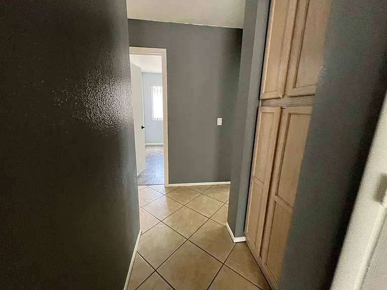 4518 N 84th Ave — Photo 8
