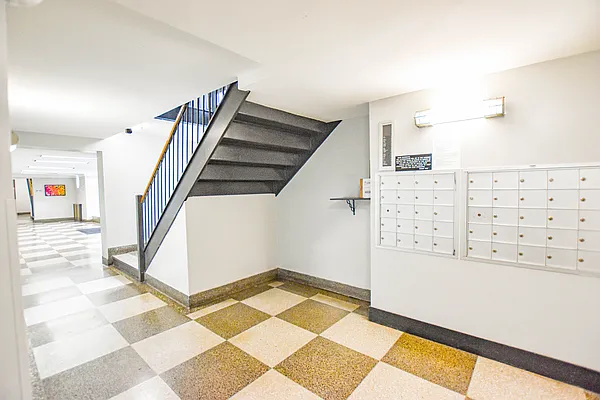 Sold by Remax Edge | media 32