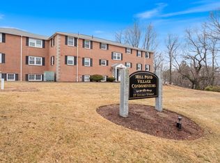 57 Sylvan St APT 1A, Danvers, MA 01923