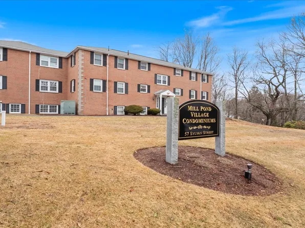 57 Sylvan St APT 1A, Danvers, MA 01923