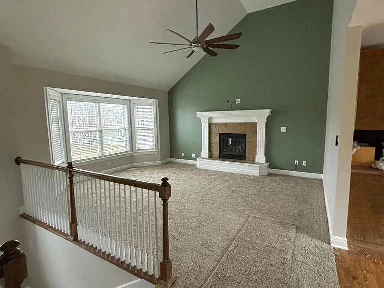 406 Killarney Ln — Photo 3