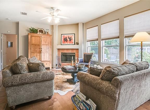 2nd image of 8404 Island Ct