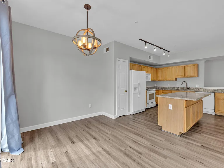 18250 N Cave Creek Rd #108 — Photo 12