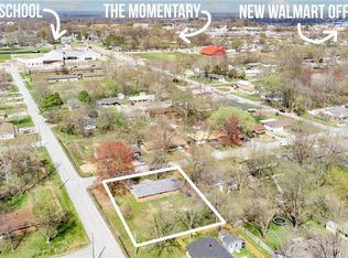 202 SE 12th St, Bentonville, AR 72712