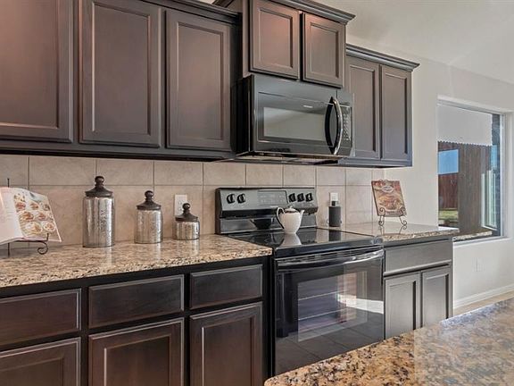 5th image of 8408 Comanche Springs Dr