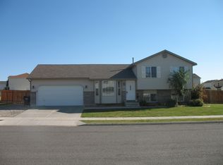 2159 W 2075 N, Clinton, UT 84015