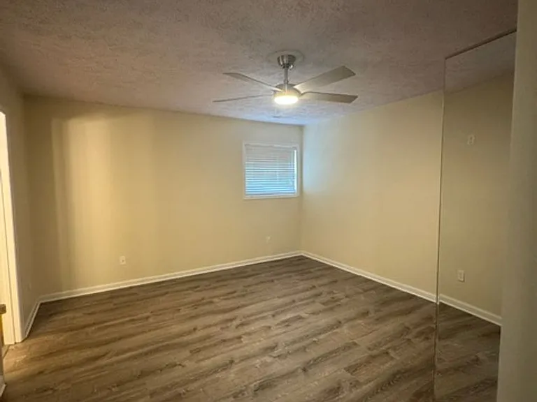 642 Indian Wells Way — Photo 8