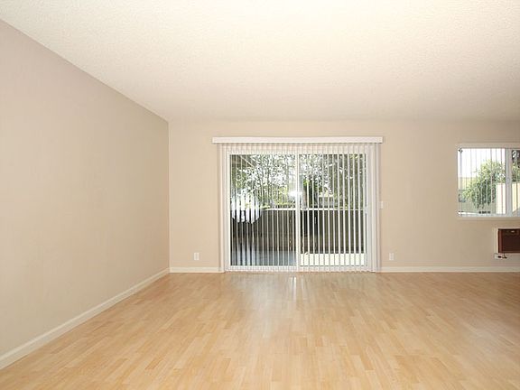 3rd image of 1256 Balboa Ct APT 13
