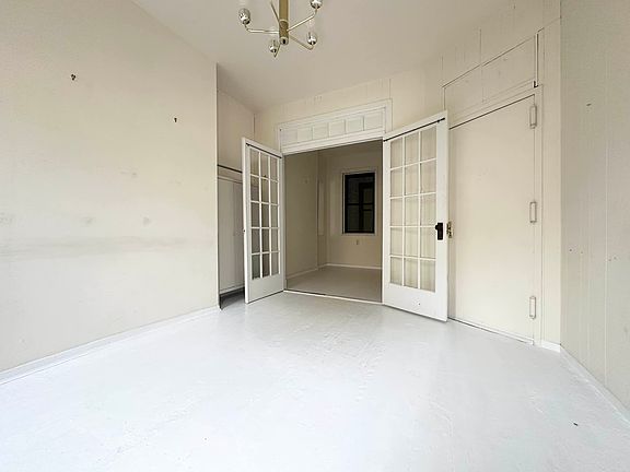 2nd image of 62 E 7th St APT 3E