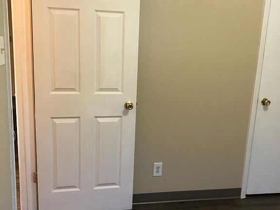 5th image of 3309 Wellesley Ct NE APT 3