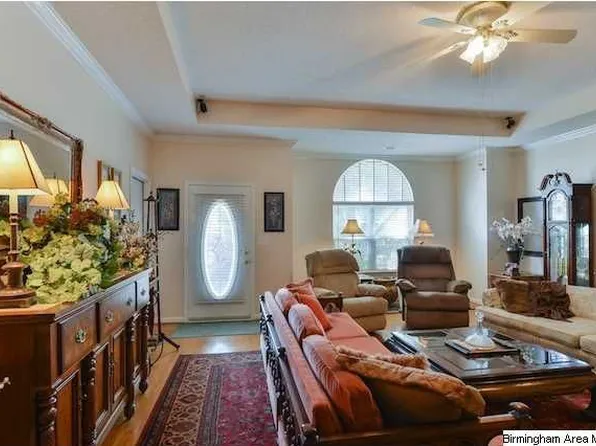 156 Victoria Ln, Pleasant Grove, AL 35127