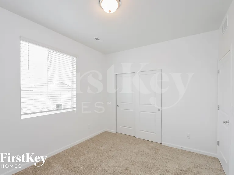 14685 Normande Dr — Photo 11