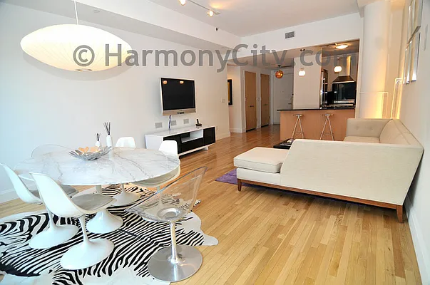 Rented by Harmonycity Corp. | media 16